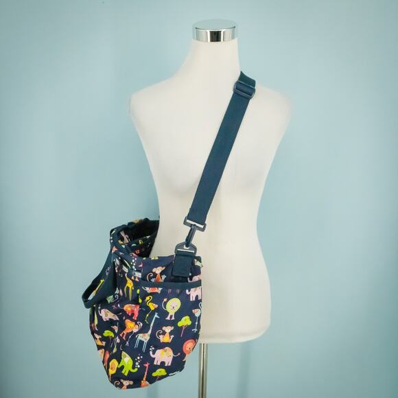 LeSportSac Ryan Baby Zoo Animal Print Synthetic Changing Pad Diaper Bag Tote Bag - Picture 4 of 10